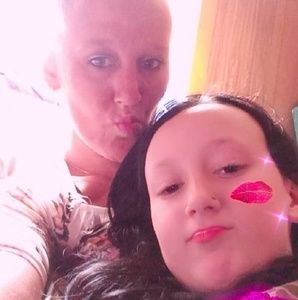 Meet your Posher, Becky